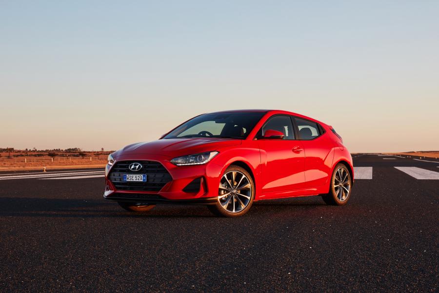  Hyundai Veloster 2.0 L 2019 года  (AU) (фото 4 из 28)